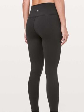Wunder under lululemon leggings black size 4